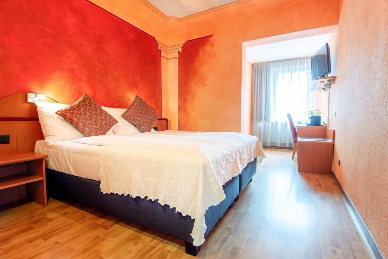 Al Giardinetto Hotell Biasca Exteriör bild
