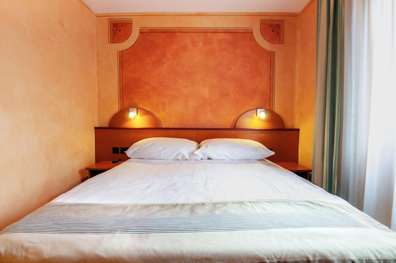 Al Giardinetto Hotell Biasca Exteriör bild