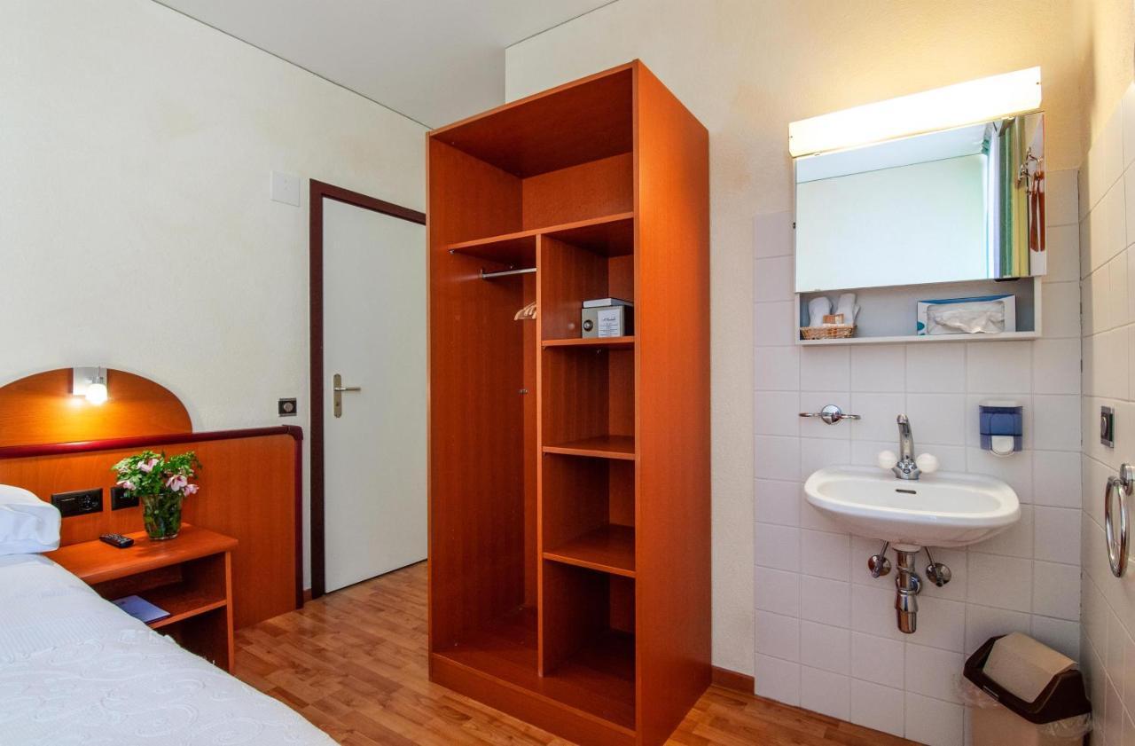 Al Giardinetto Hotell Biasca Exteriör bild