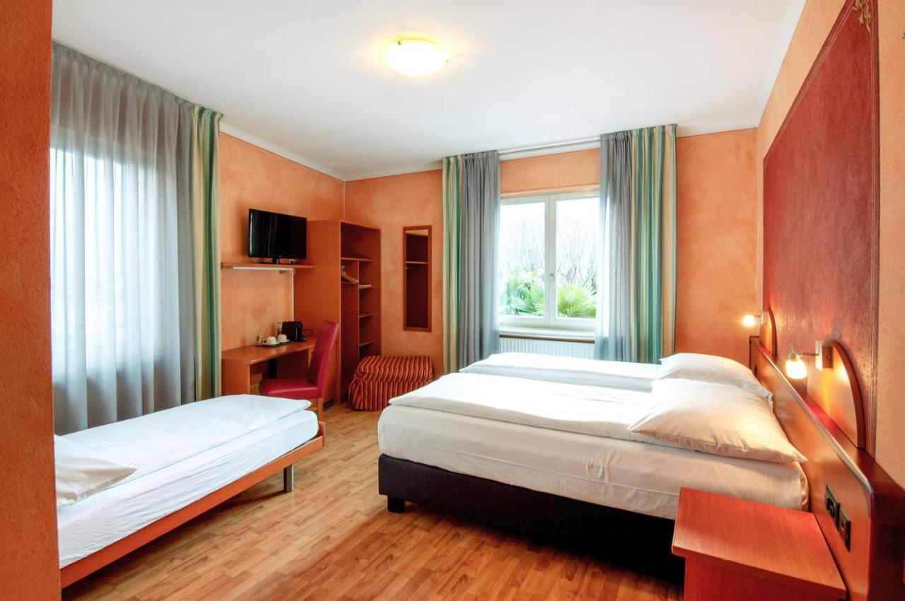 Al Giardinetto Hotell Biasca Exteriör bild