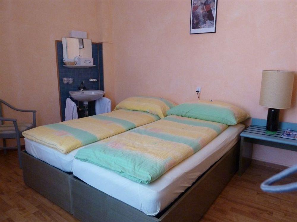 Al Giardinetto Hotell Biasca Exteriör bild