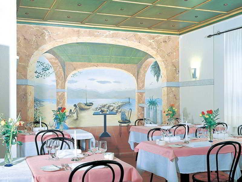 Al Giardinetto Hotell Biasca Restaurang bild